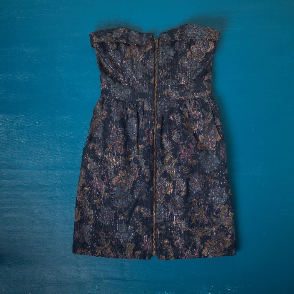Staring at Stars Zip front Strapless dress